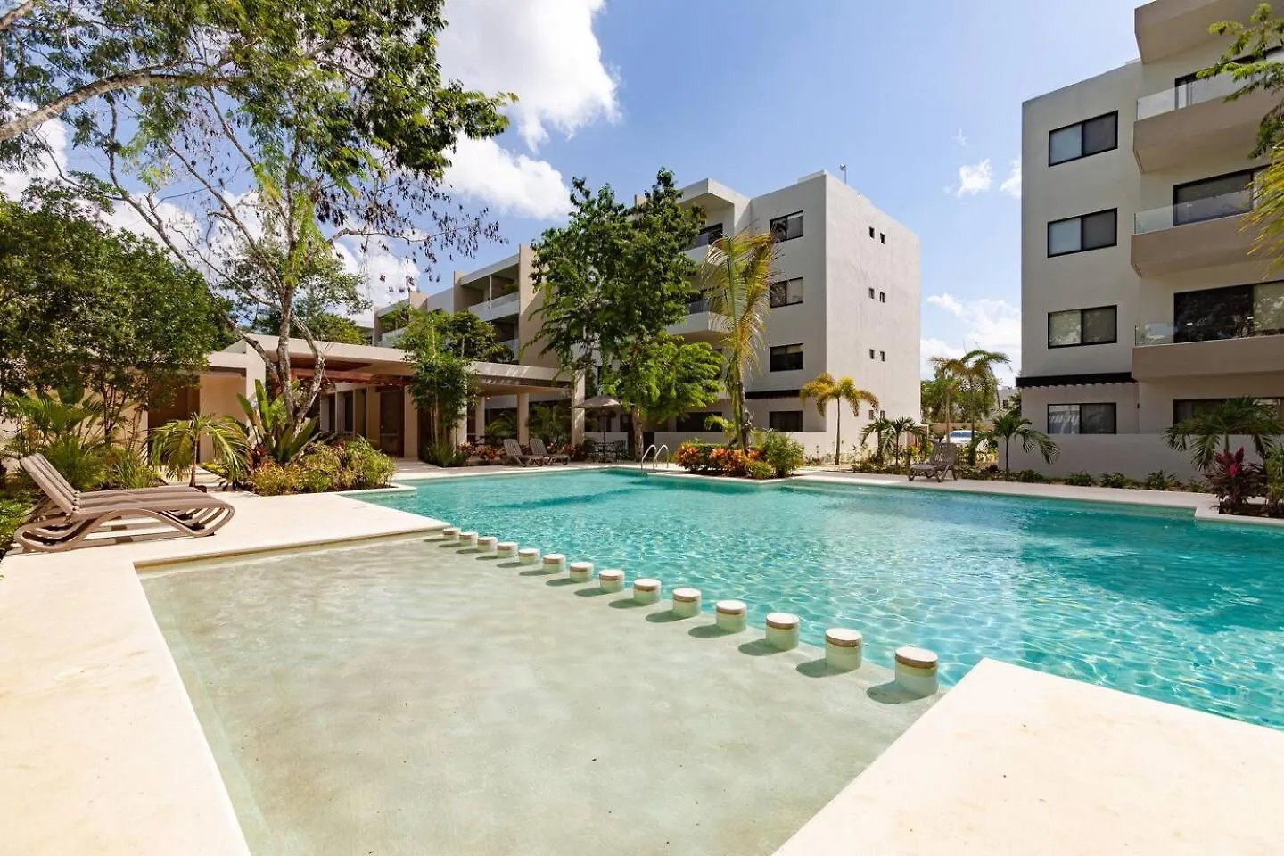 New! Condojaguar12Min To Caribe,Pools,Playground Playa del Carmen Holiday home